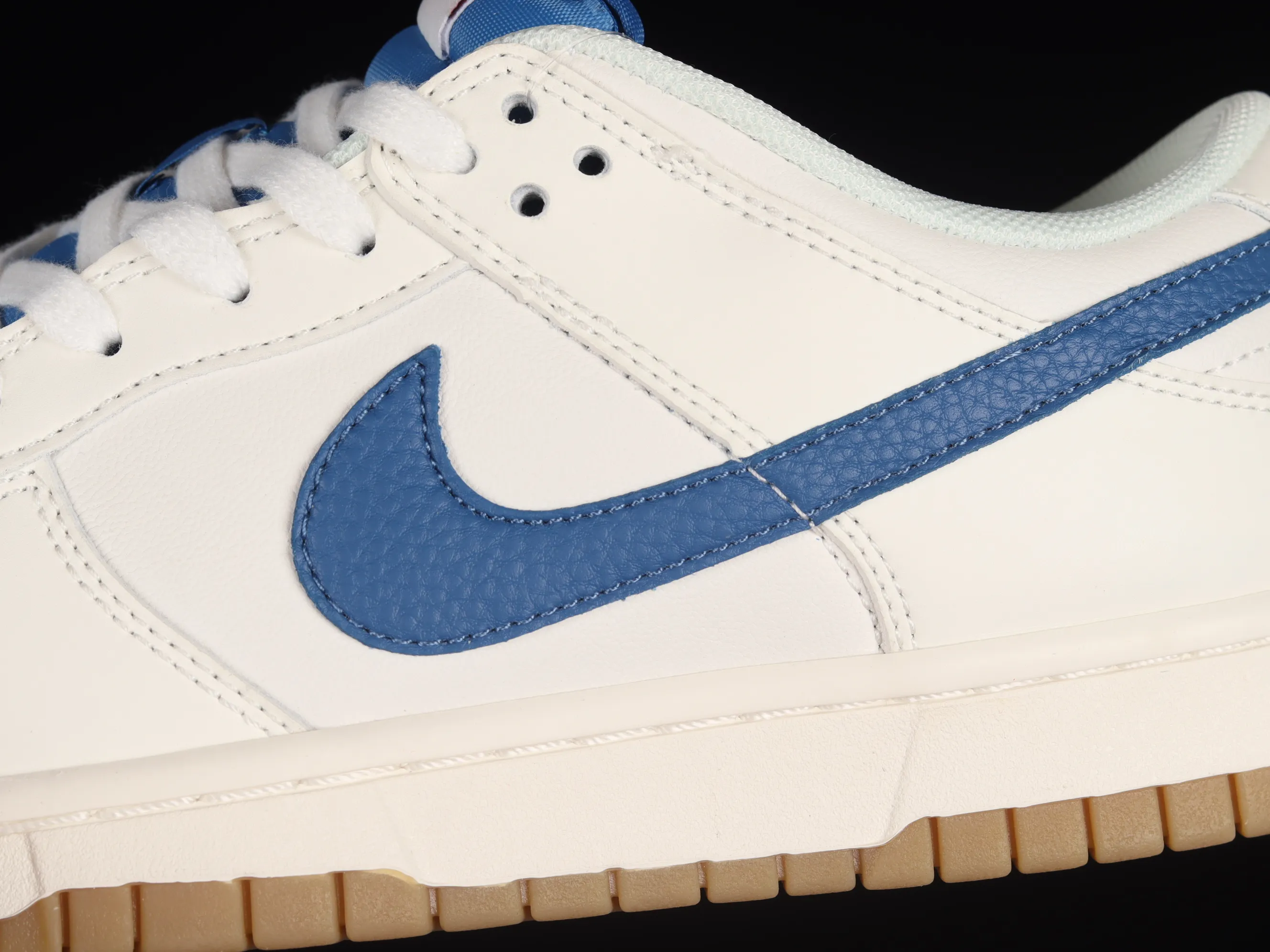All categories Nk SB Dunk series Nk SB Dunk Low low-top sneakers F version Nk SB Dunk Low milk blue SB low-top sports and leisure sneakers DX3198-133